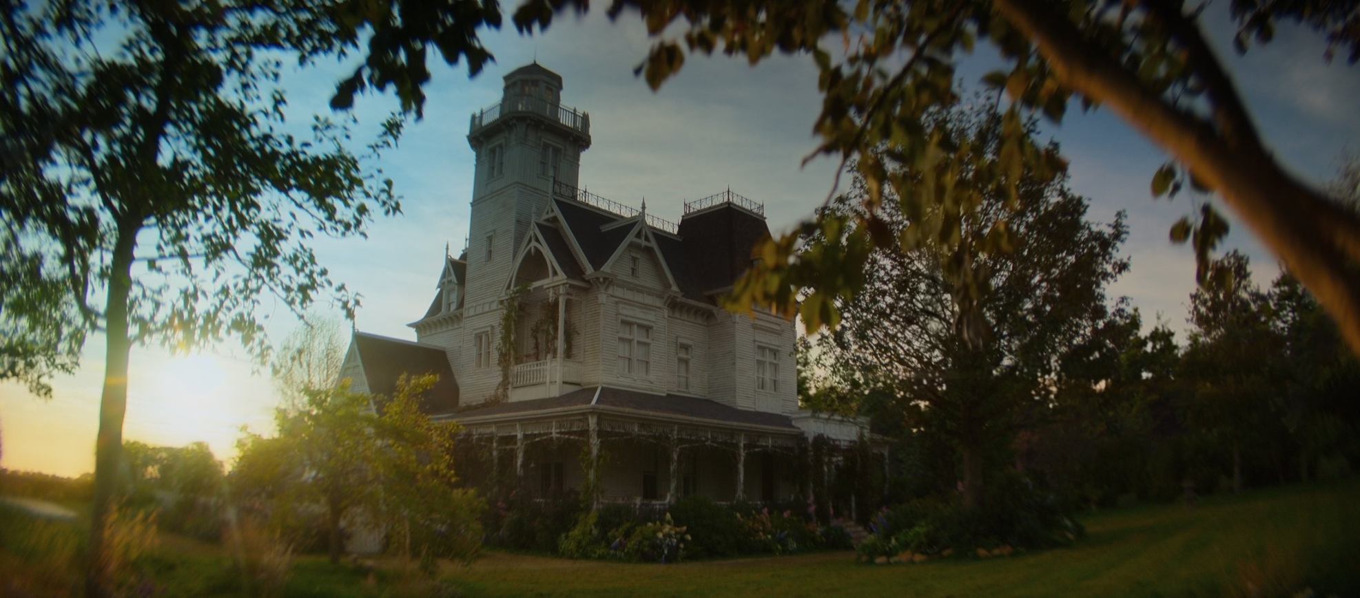 Film backdrop for Practical Magic 2